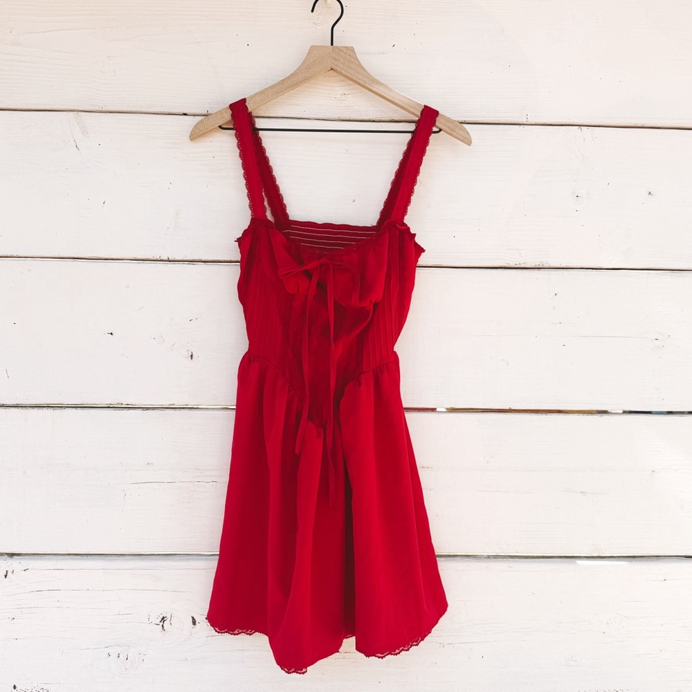 Vintage Queen of Hearts Disneybounding Alice in Wonderland Red Riding Hood dress